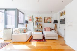 Artistic 1BD Flat in the Heart of Hackney - 0