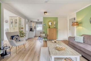 New! Beach House aan Zee with spacious garden - 1