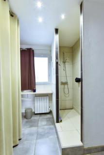 Spacieux 55m2, tout confort, au calme et climatisé - 3