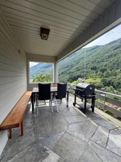 House with the View - 9