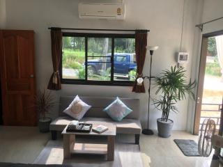 Cozy Blue House Fast WiFi Full Kitchen Thong Sala - 1