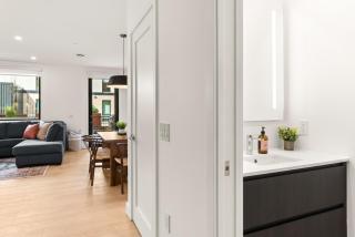 Greeley Bowl Escape - 3 Bedroom Townhome - Private Hot Tub - 2