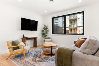 Glades of Glory Retreat - 3 Bedroom Townhome - Private Hot Tub - 0