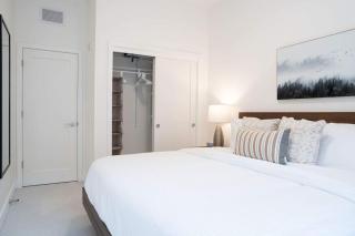 The Summit - 3 Bedroom Penthouse-Roof Top Hot Tub - 1