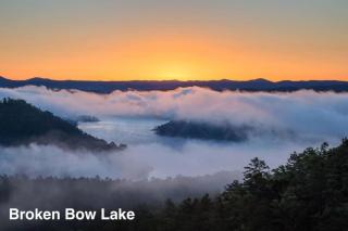 Broken Bow Cabin with Private Hot Tub Near Beavers Bend State Park Lake - 2