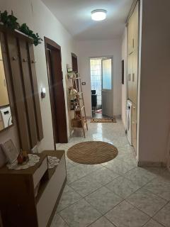 Flat in Leskovik - 9