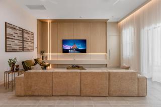 11BR Brand-New Game Room Private Home Theater - 11072 - 3