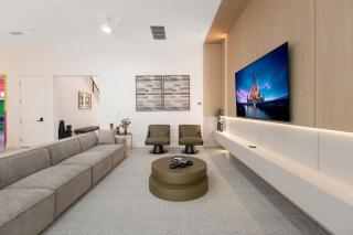 11BR Brand-New Game Room Private Home Theater - 11072 - 2