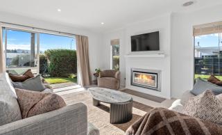 4 Bedroom Holiday Home - 7