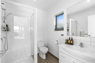4 Bedroom Holiday Home - 5