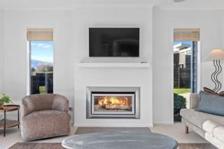 4 Bedroom Holiday Home - 1