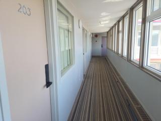 Canadiana Motel - 1