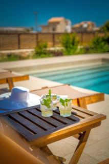 Alestone Villa by the sea - 7