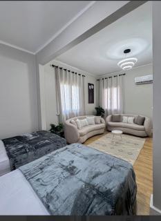 Luxurious Furnished Stay with Partial Nile View, Prime Location - 9