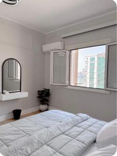 Luxurious Furnished Stay with Partial Nile View, Prime Location - 8