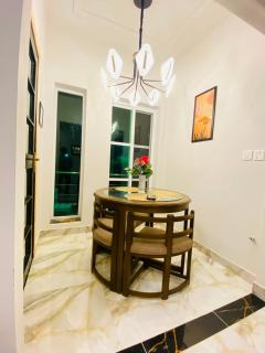Comfy Cottages Executive - 8