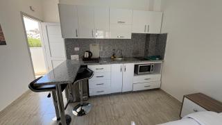 Cozy Pool-View Studio at Aqua Palms - 6