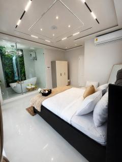 One Plus One Luxe Retreat with Airport Pickups - 2