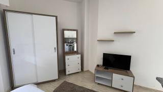 Cozy Pool-View Studio at Aqua Palms - 8