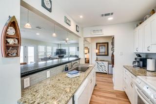 Gulf Coast Views: Waterfront Surfside Beach Home! - 1