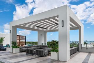 Spacious 2-Bedroom Apartment - 5