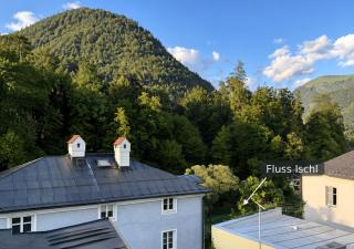 KAISERLICH WOHNEN zentral und am Fluss - 8