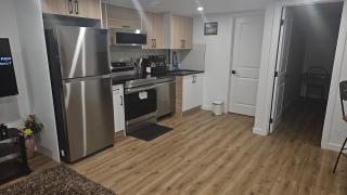 Cozy and Bright Private Basement Suite - 5