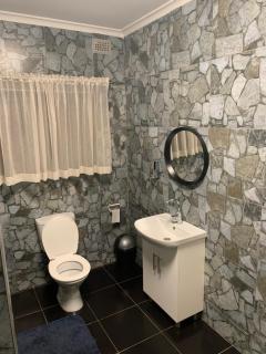Denzels Guesthouse - 7