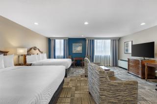 Best Western Plus Dubuque Hotel and Conference Center - 6