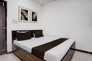 Hotel O Red Rose - 9