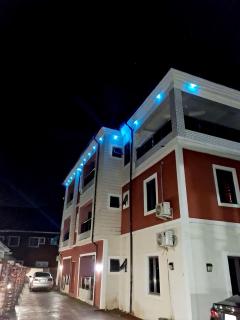 Luxury 2 bedroom 3 bathroom Wi-Fi 247 Electric Netflix - 7
