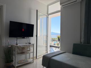 R&U Sea View Apartment Vlora - 3