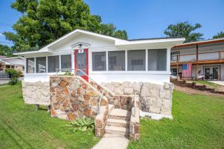 Historic Rockaway Beach Cottage 12 - 0