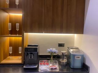 Elite accommodation with a gym and green spaces - 3