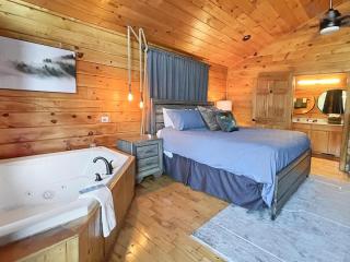 Free Railroad Tix - secluded - Fire Pit and Outdoor Bed Swing - 1