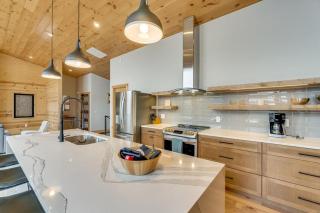 Free Whitewater Rafting + Modern Cabin + Breathtaking View + Hot Tub Azalea Creek - 7