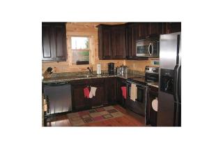 Free Train Tix + Modern-Rustic Cabin - 3