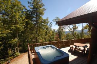 Free Train Tours + Cabin + Stunning Views/Deck + Close to Activities - 7