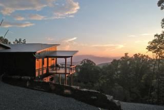 Free Brewery Tour Pass+ Amazing View + Private Mtn Cabin + Convenience - 1