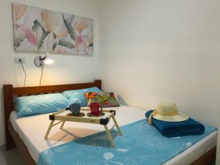 Apto Térreo de Frente para a Piscina - 200m do Acesso Público a Praia dos Carneiros - 3 Quartos e Sala Climatizados - Acomoda até 10 Pessoas - 5