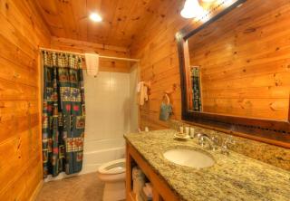 Free 4x4 Tours +Modern-Rustic, Luxury Cabin+ Adventures for Big Family - 9