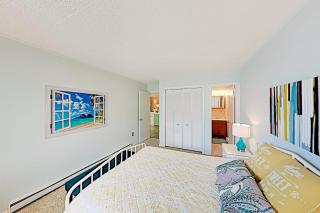 Colonial Unit 202 - 1