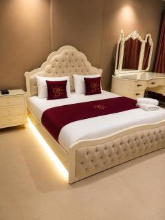 Alvis Suite - Pentasquare Luxury Studio - 5