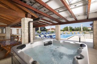 Villa Suzanne - 2