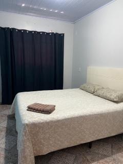 Casa Completa com Churrasqueira e Garagem a 10 min da Ponte da Amizade - 8