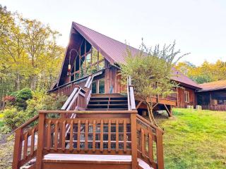The Luxury Cabin at Deep Hollow - 3