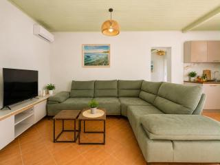 EKA lll Villas Green Forest - 3