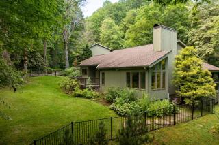 Moss End - 2