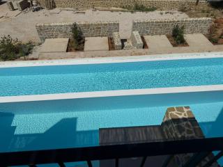 Gialova Moments - 3