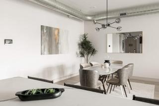 Luxurious Escape - Walk to Empower Field - Tesoro - 3